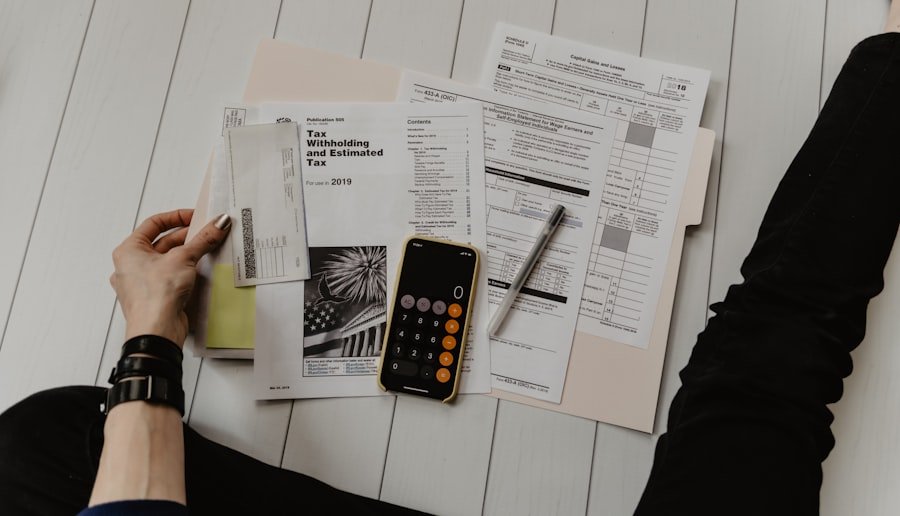 Tax consultant discussing income tax services with a client